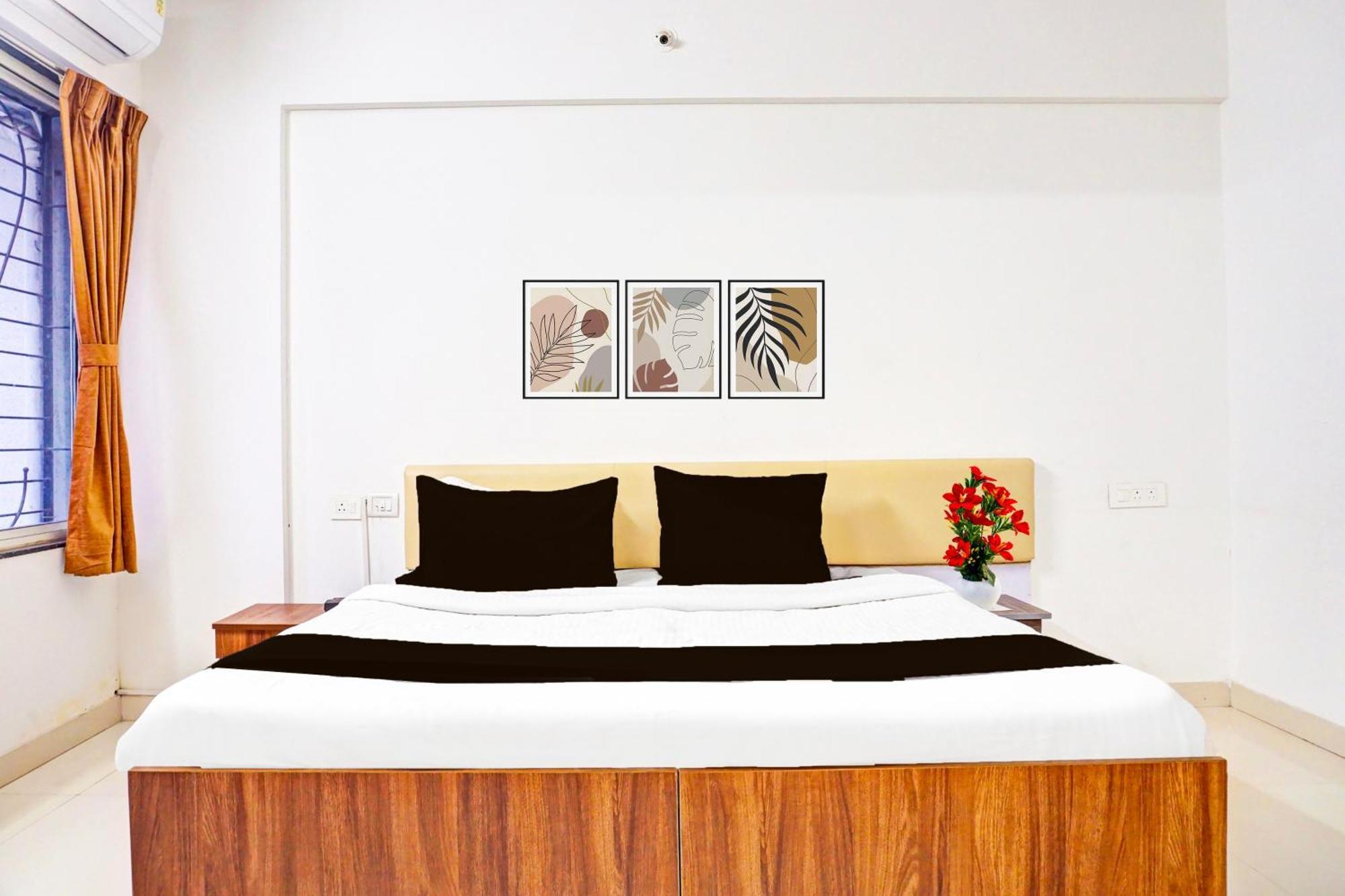 Super Collection O Baner Formerly Seven Hills Dāpuri Eksteriør billede